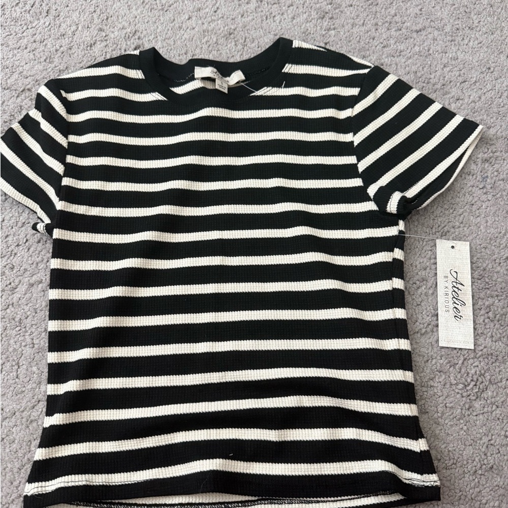 Black and White Striped Crop Top Casual Knit